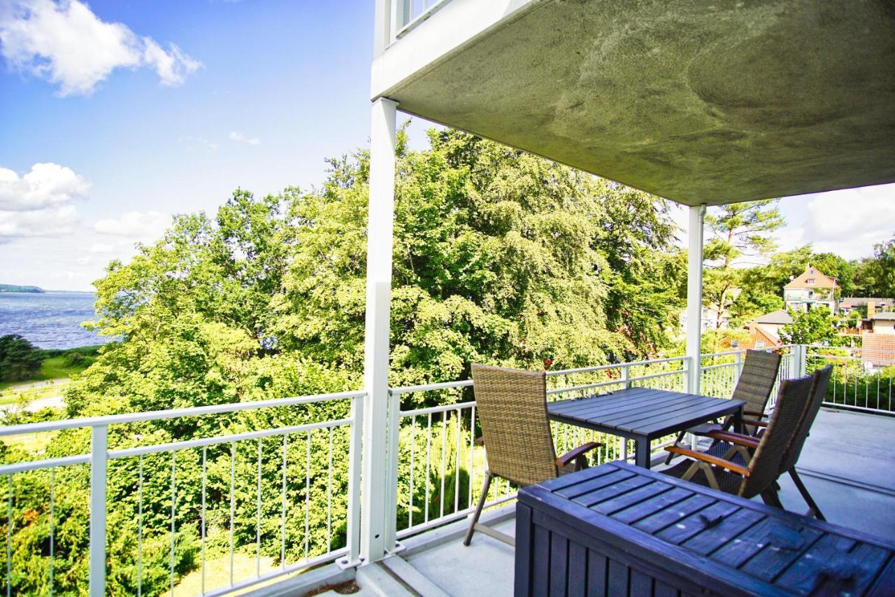 Moderne Ferienwohnung Mit Balkon, Meerblick - Ferienresidenz Zwei Boddenfewo 1-3 Lietzow Eksteriør bilde
